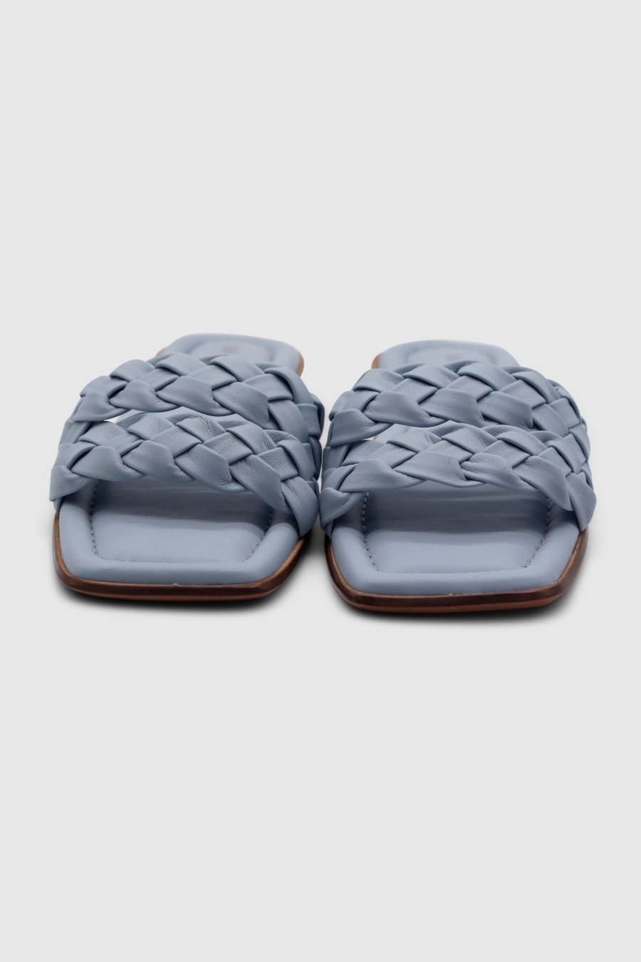 Damen Mosaic Pantoletten & Mules | Braided Slides Sky Blue